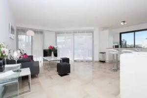 Carlton: New 2 Beds/ 2 Baths W/ Side Sea View Hotel, Cannes
