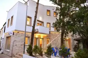 Foça Suite Apart, Yenifoca
