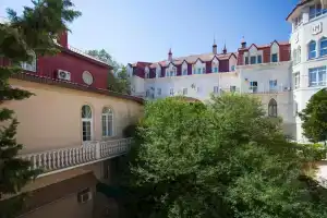 Park otel Gloriya (korpus Magnoliya), Haspra