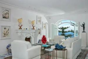 Hotel La Minerva, Capri Village