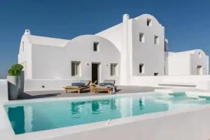 White & Co. Villas & Suites Santorini, Pirgos