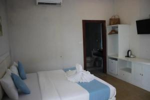 Scarlet Sails Resort, Koh Rong Island