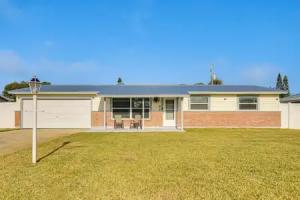 5 Mi to Ocean! Family-friendly Daytona Beach Home Tourist base, Ormond Beach