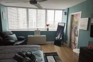 Perfect DTWN Condo with King beds Apartments, Atlanta