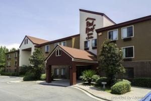 Red Roof Inn & Suites Savannah Airport, Savannah