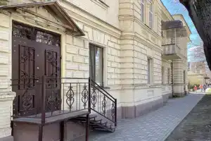 Cozy studio apartment on Broadway, Pyatigorsk