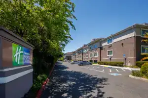 Holiday Inn Express & Suites Mountain View Silicon Valley by IHG, Mountain View