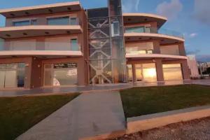 Rhodes Skyline Suites, Ixia