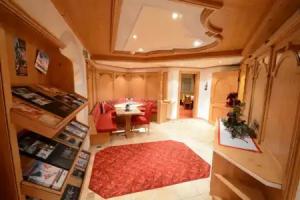 Hotel Garni Schmid, Ischgl