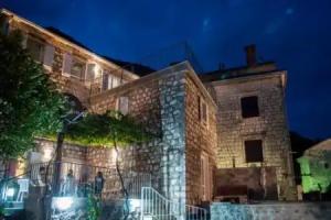 Sunny Port Apartment & Rooms, Perast