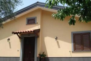 Il Giardino di Giuseppe Apartments, Motta Camastra