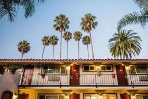 Inn By The Harbor, Santa Barbara