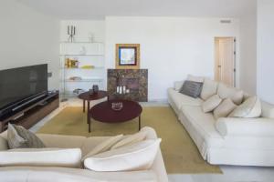 Marbella Real 2 bedroom seaside, Marbella