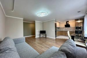 EasyRent on 75 Dzerzhinsky Street, Togliatti