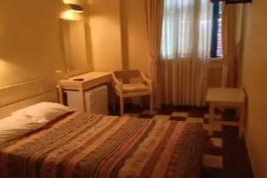 Hotel Avra, Aegina Town