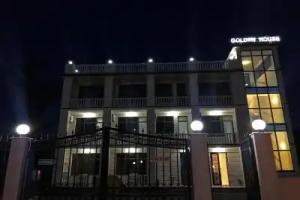Golden House, Anaklia