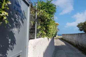 Fouki Studio lovely Ipsos beach getaway, Ypsos