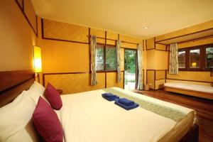 Mayalay Resort-Green Hotel, Ngai