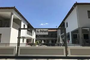 Kiwi Apartments, Kato Daratso