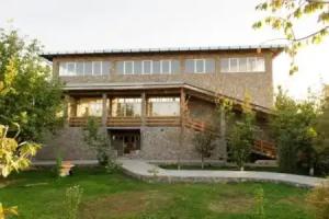 Hotel ShKvillage, Tashkent