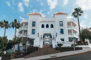Beverly Hills Heights, Los Cristianos