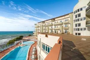 Carlton Riviera, Cefalu