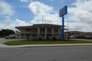 Motel 6 San Antonio, TX - South WW White Rd, San Antonio
