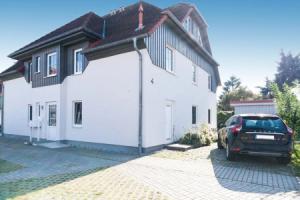 Fritz-Reuter-Straße 4 Whg 2 - a57823 Hotel, Zingst