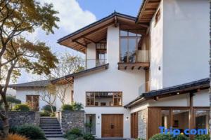 Encounter Lane · Suqiu | Deluxe Intelligent Design · Holiday Inn (the Old Town of Store), Lijiang