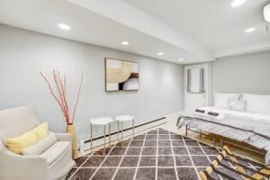 Logan Mansion Suite 1 2 Bedroom Apartment Hotel, Washington