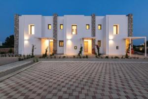 Gennadi Harmony Suites - 200 m from the sea, Gennadi