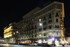 Relais sul Mare, Naples