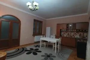 Ni Na Hotel, Gori