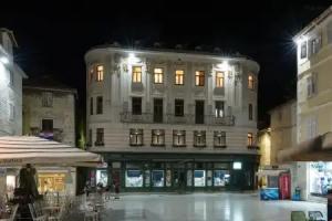 Central Square Heritage Hotel, Split