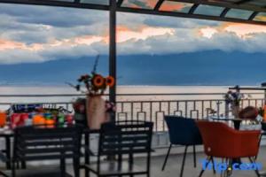 Dali Buyun :Jinhaishe Seaview Hotel