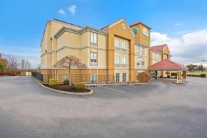 La Quinta Inn And Suites South Hamburg, Lexington
