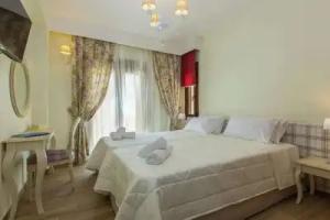 Villa with Private Pool near Sea & Arkadi Monastery on NW Coast, Rethymno