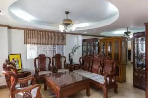 Sunny Stone Villa, Phra Khanong