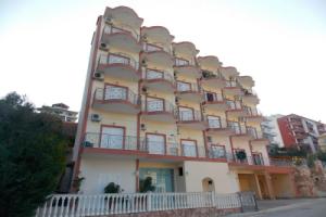 Unico ApartHotel, Sarande