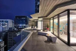 W Hotel, Melbourne
