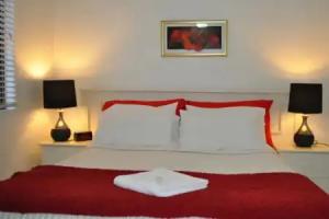 Burleigh Palms Holiday Apartments, Gold Coast