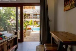 Aluna Hotel, Paje