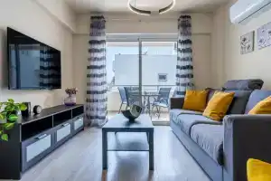 Vox 2-Bedroom Apartment in Larnaca, Livadhia