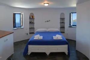 Stavros Bay, Tinos Town