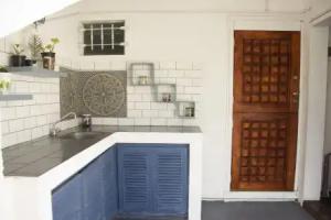 Boutique vllla on the rocks Mini-hotel, Trou Deau Douce