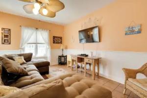 Breezy Wildwood Condo ~ 2 Blocks to Beach! Apartments, Wildwood Crest