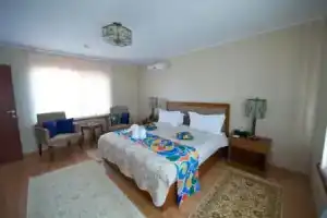 Eight Lakes Park Resort, Kapchagay