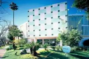 Avalon Hotel Beverly Hills, a Member of Design Hotels, Los Angeles