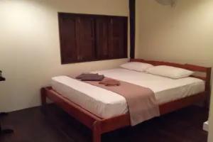 Shine Talay Guesthouse, Lanta Island