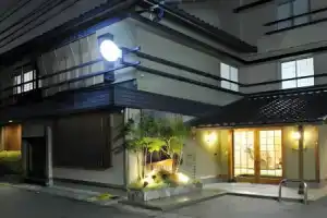 Nakayasu Ryokan, Kanazawa